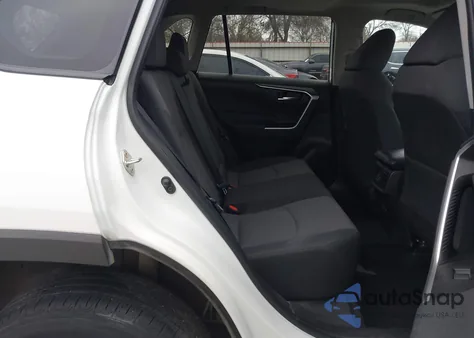 2020 Toyota Rav4 Xle z USA, uszkodzony, nr VIN 2T3W1RFV3LW091389